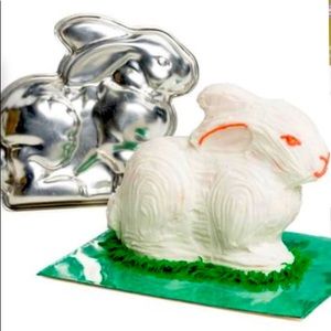 Nordic Wear 3D Bunny cake mold
